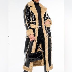 TRENCH COAT WITH FUR TRIM